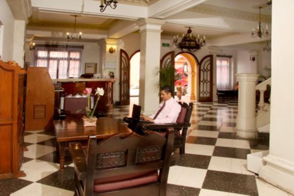 Hotel Urdiñola Saltillo Esterno foto