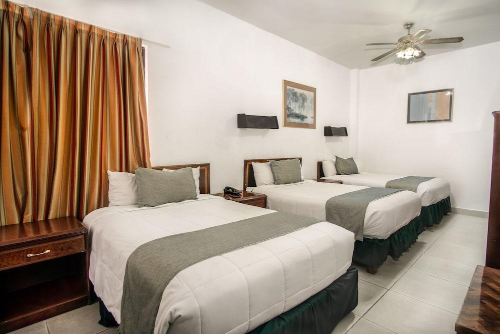 Hotel Urdiñola Saltillo Esterno foto
