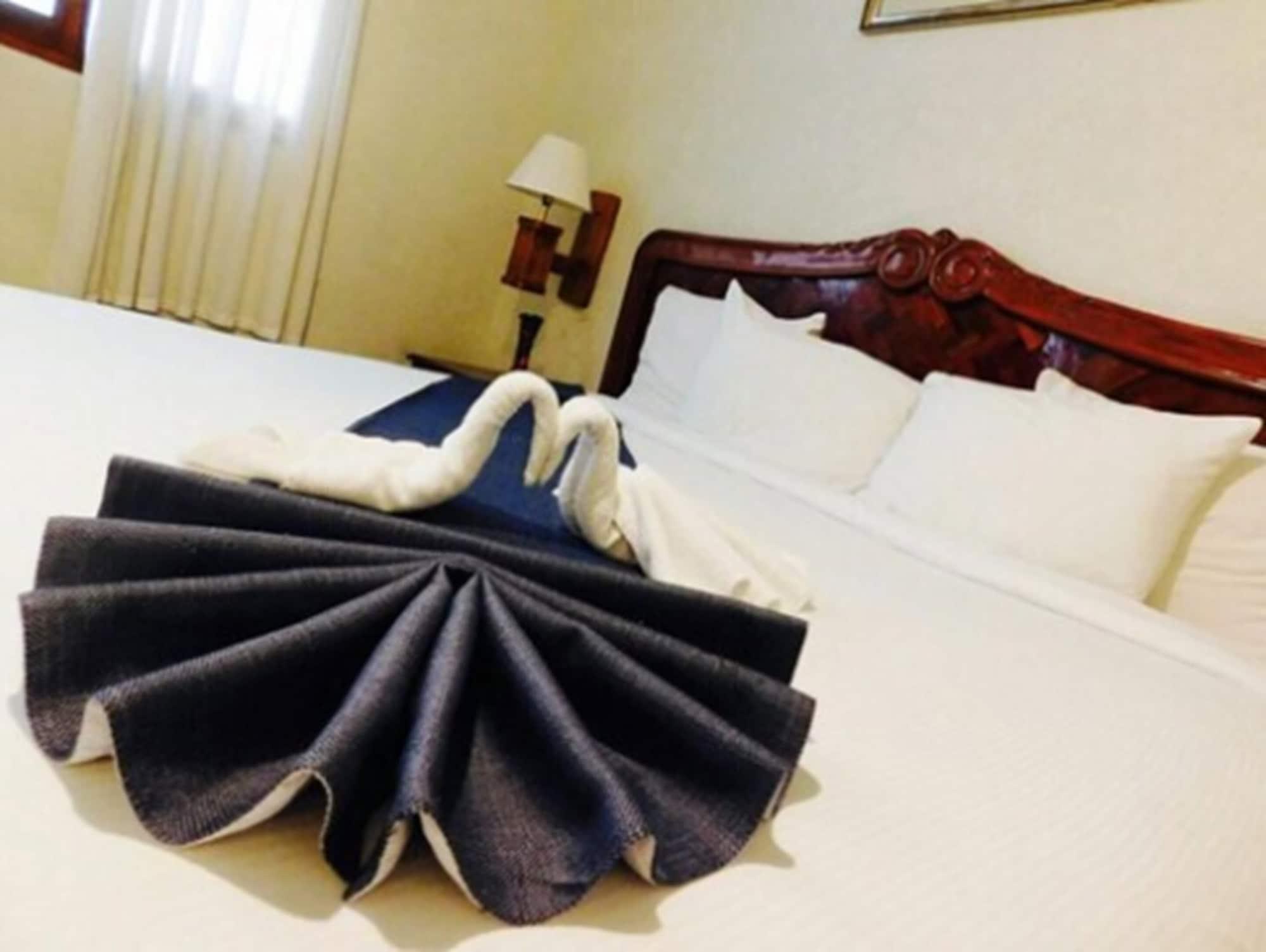 Hotel Urdiñola Saltillo Esterno foto