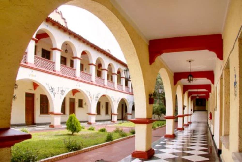 Hotel Urdiñola Saltillo Esterno foto