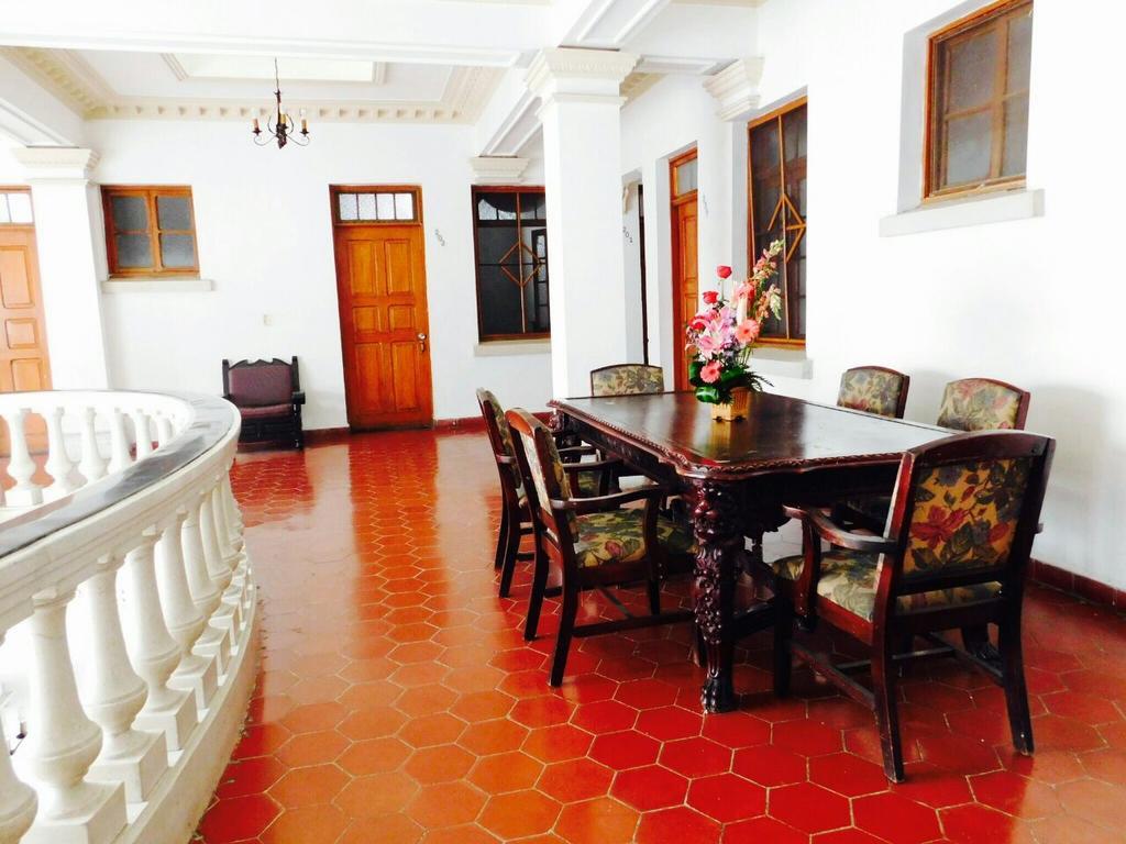 Hotel Urdiñola Saltillo Esterno foto